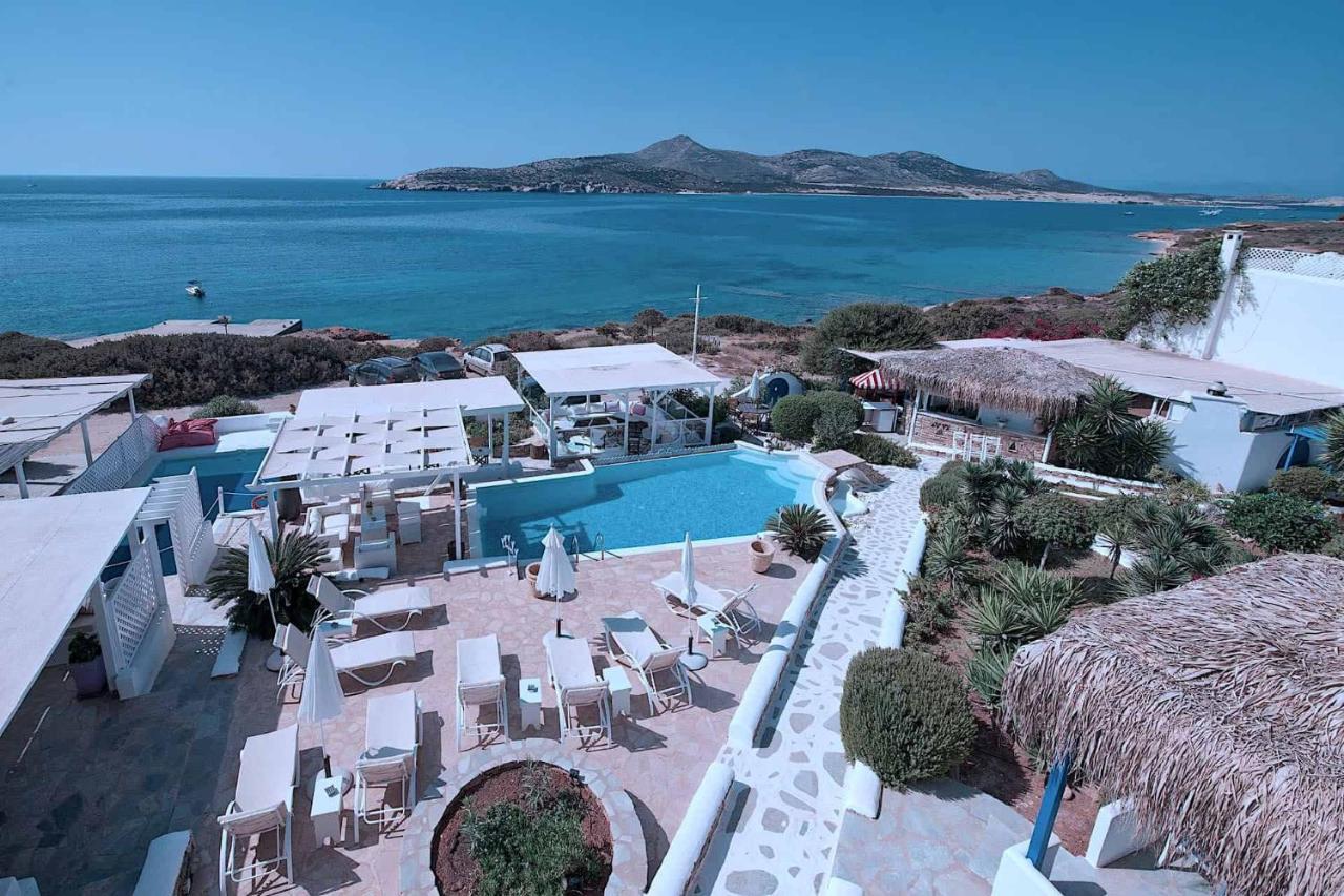 Blue Dolphin Antiparos Villas And Suites Agios Georgios  ภายนอก รูปภาพ