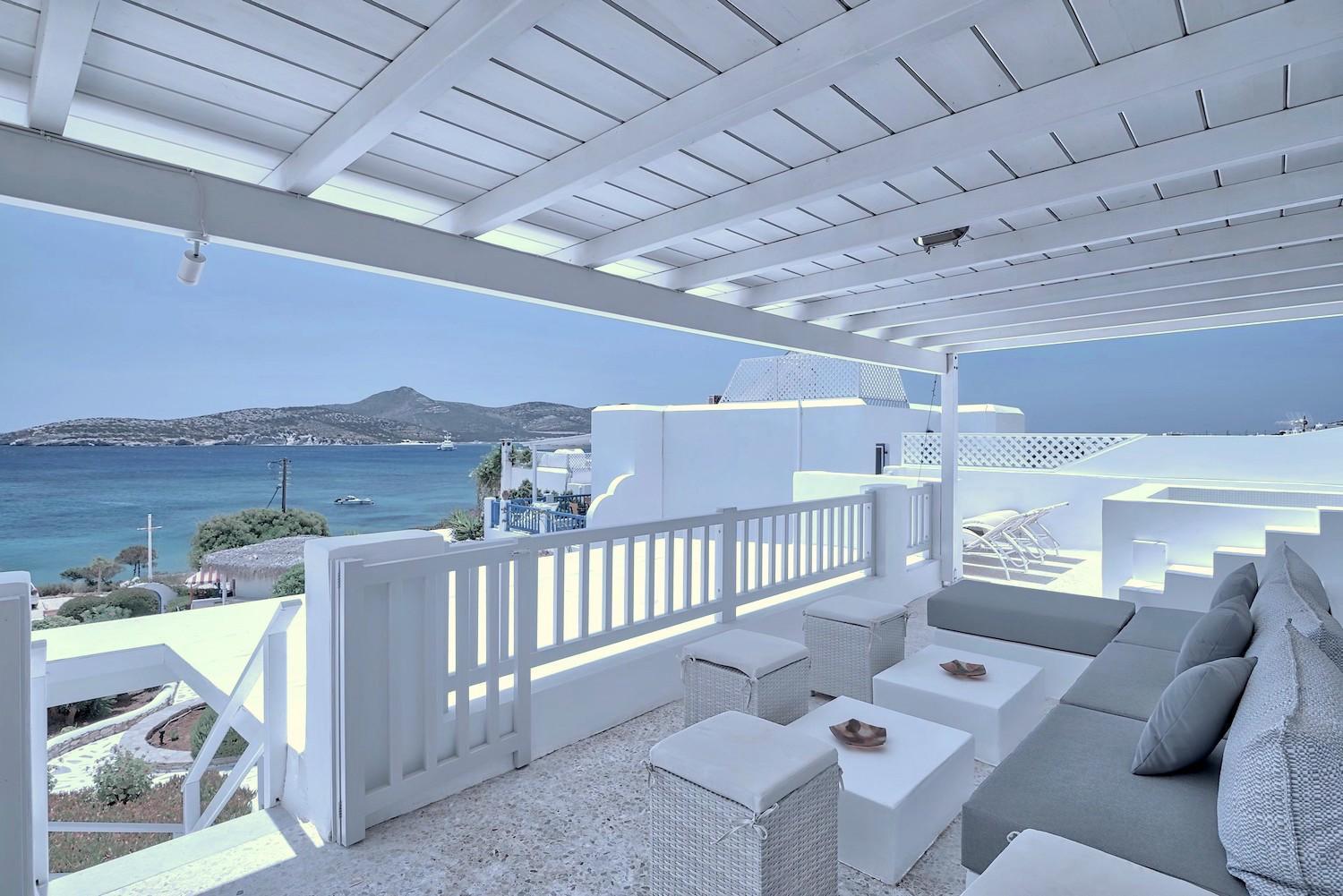 Blue Dolphin Antiparos Villas And Suites Agios Georgios  ภายนอก รูปภาพ