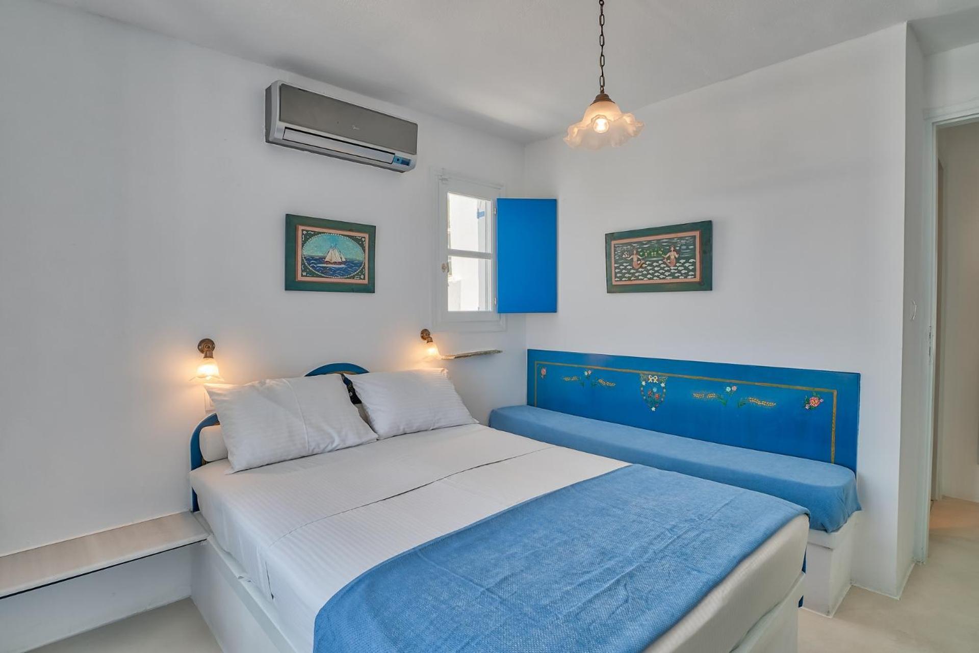 Blue Dolphin Antiparos Villas And Suites Agios Georgios  ภายนอก รูปภาพ