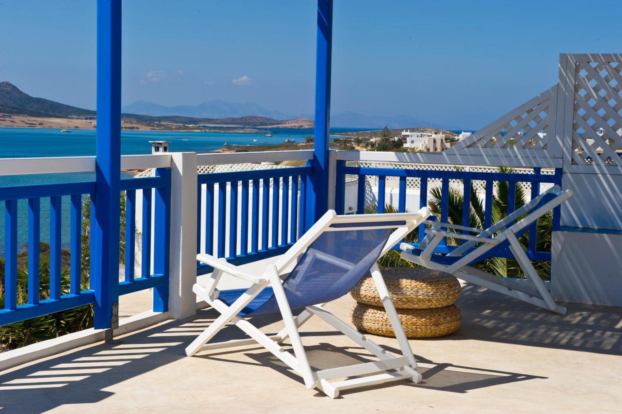 Blue Dolphin Antiparos Villas And Suites Agios Georgios  ภายนอก รูปภาพ